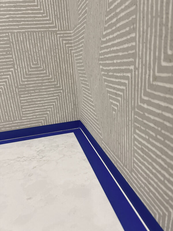Two drops meeting at an inside corner